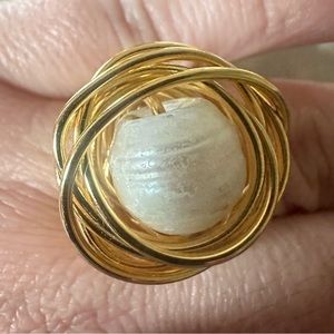 Gold with pearl ring, size 8